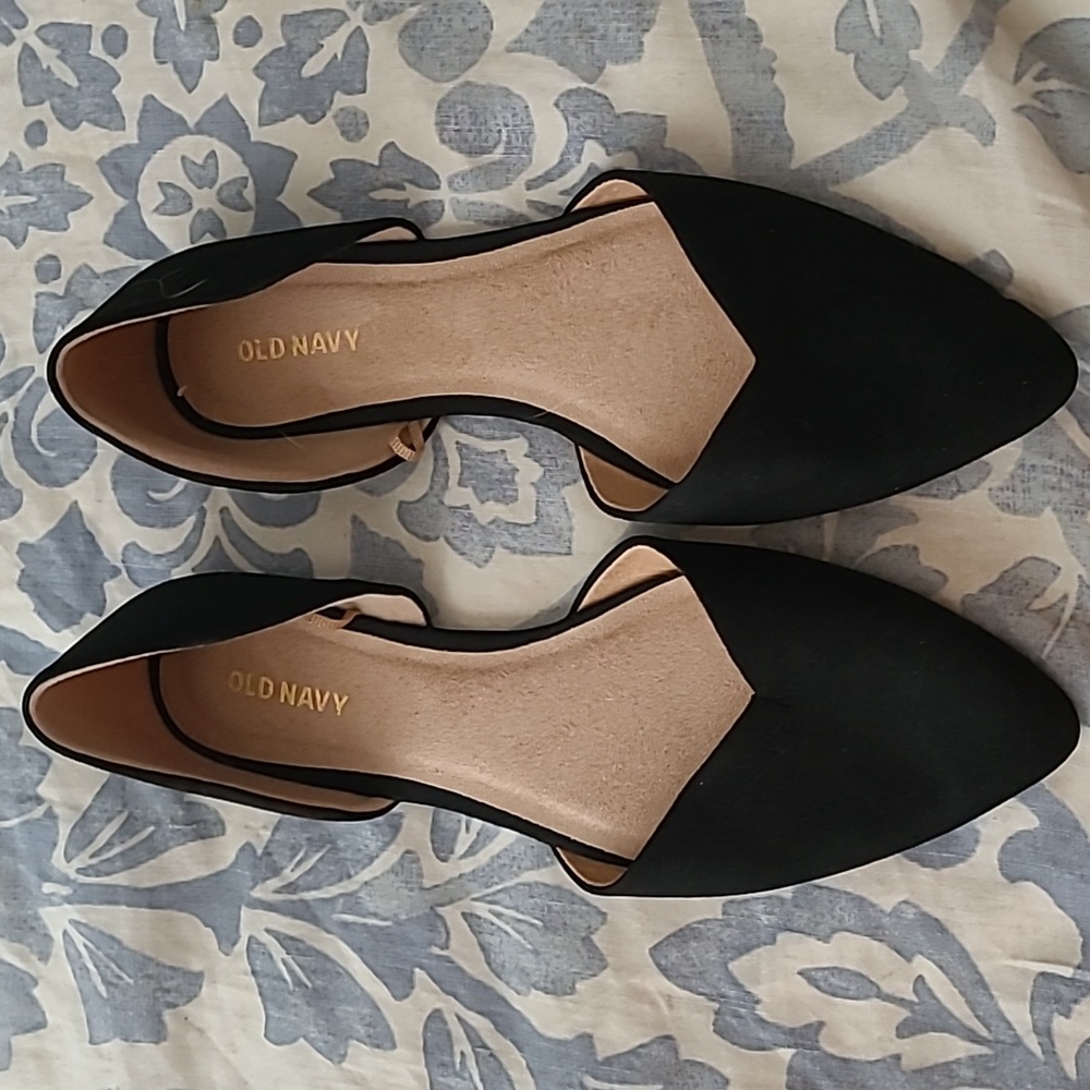 New Old Navy Flats